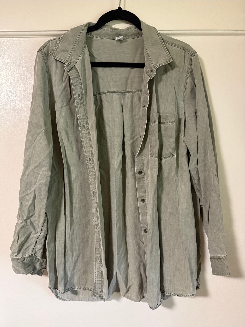 Old Navy Sage Green Lightweight Button-Down Shirt